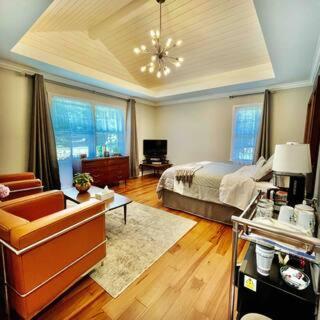 Pittsford Garden Retreat Apartment ภายนอก รูปภาพ